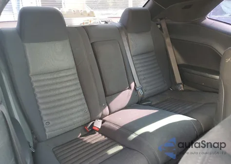 2013 Dodge Challenger Sxt z USA, uszkodzony, nr VIN 2C3CDYAG1DH607252